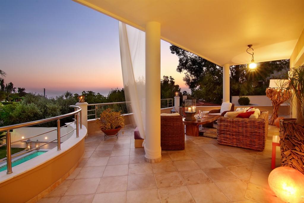 Luxury Villa Sea Melody Palaiá Fókaia المظهر الخارجي الصورة